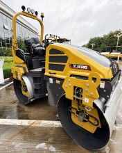 XCMG Factory Road Compactor Machine 4 Ton Mini Road Roller Double Drum XD140 Price